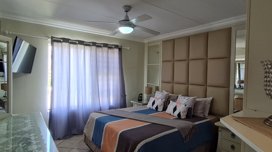 3 Bedroom Property for Sale in Dana Bay Western Cape